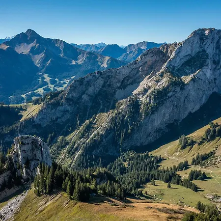 Coin Tranquille A Pour 4 Appartement Châtel